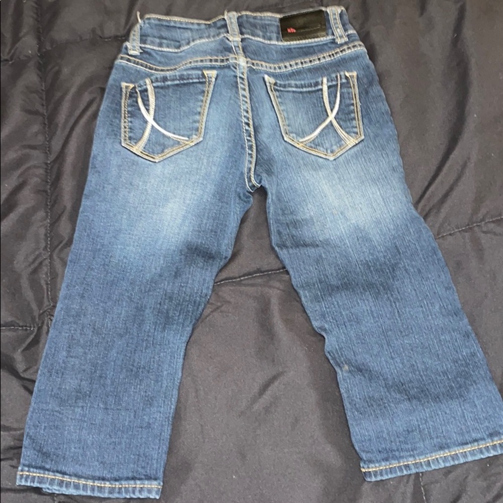 Capri Jeans - Picture 2 of 4